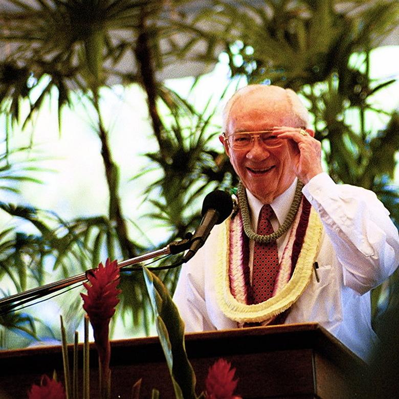 Gordon B. Hinckley in Hawaii